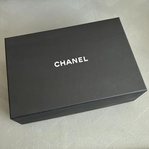 Chanel Empty Box and Dust Bag - Picture 1 of 4